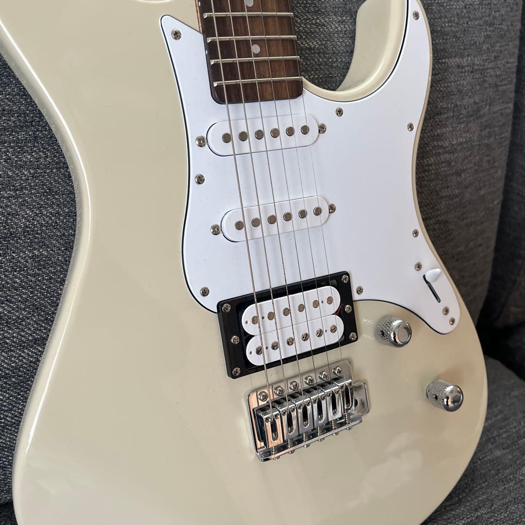 エレキギター　パシフィカ