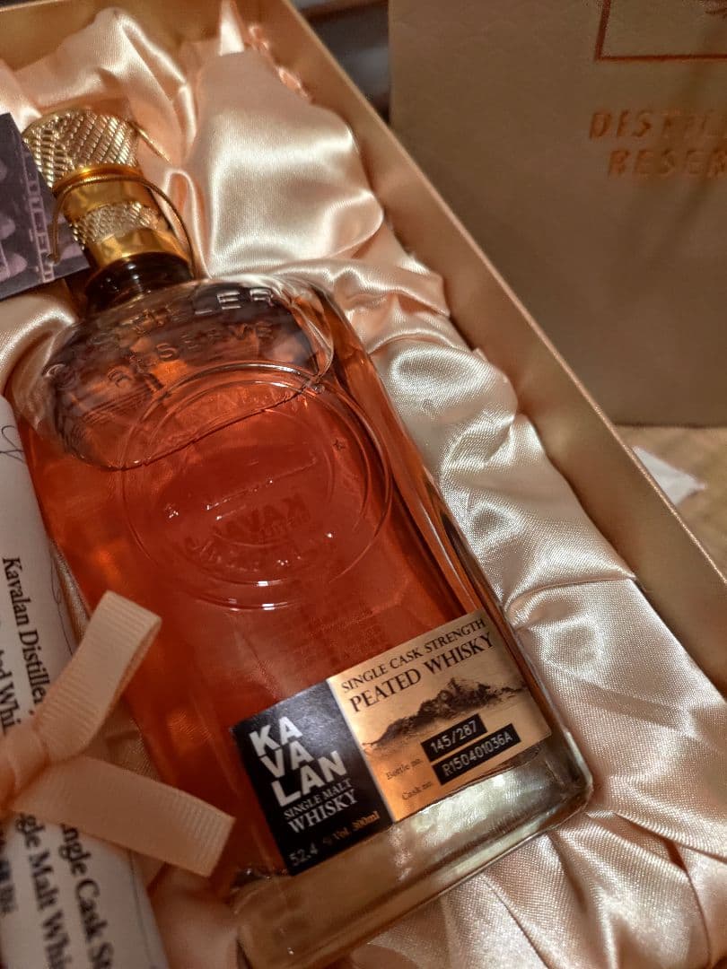 KAVALAN カバラン ウィスキー 新品箱付き　台湾