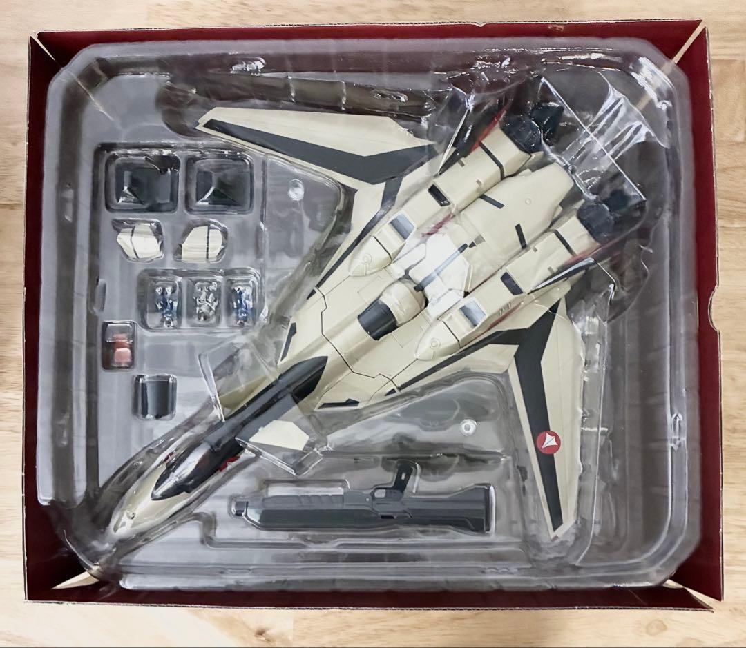 マクロスプラス 1/60 完全変形 YF-19 with ファストパック
