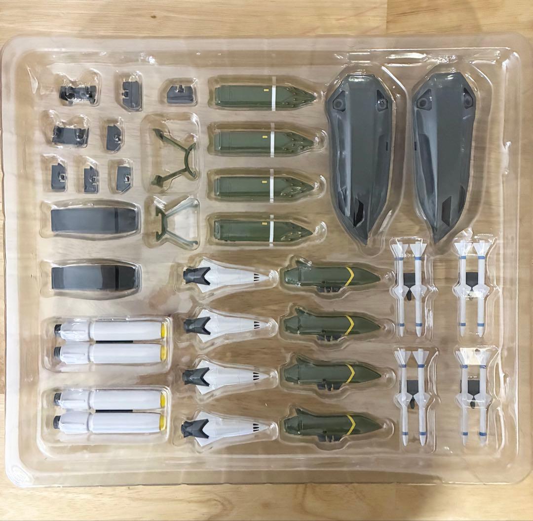 マクロスプラス 1/60 完全変形 YF-19 with ファストパック