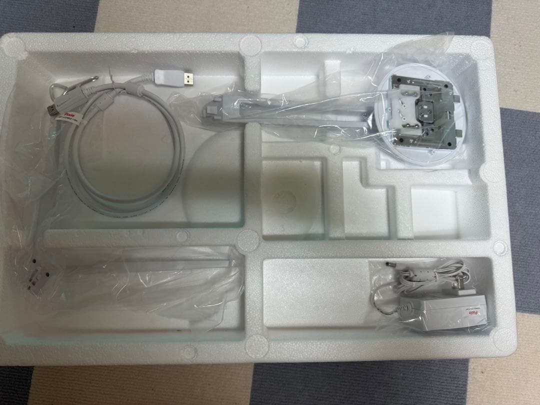 Pixio PX248 Wave White モニター 本体