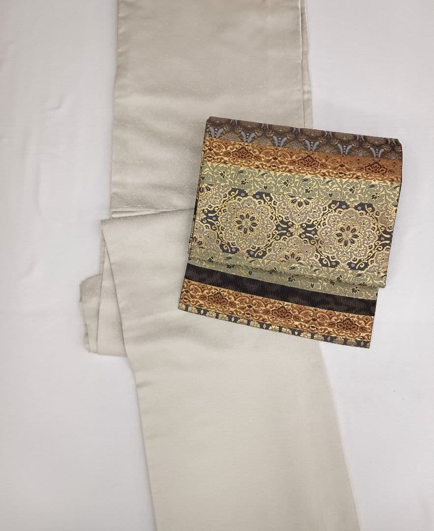 洗える色無地　花唐草地紋　Lサイズ