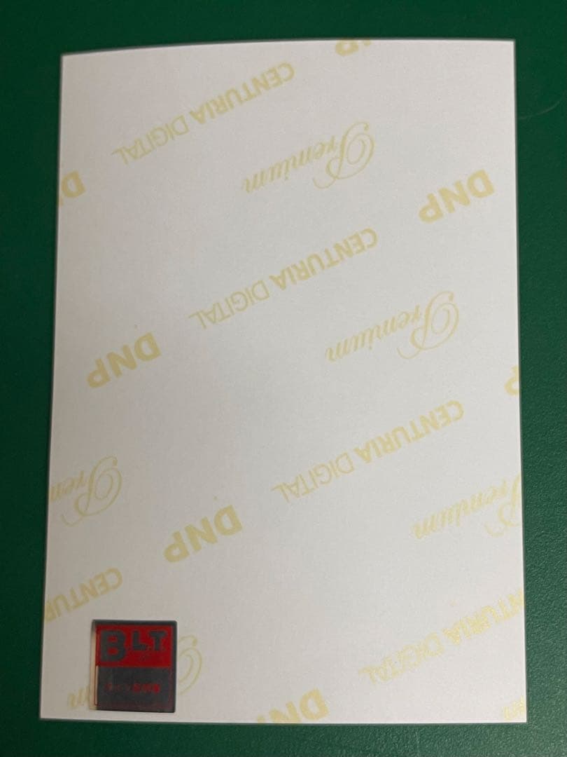 乃木坂46 白石麻衣さん　直筆サイン写真 2012