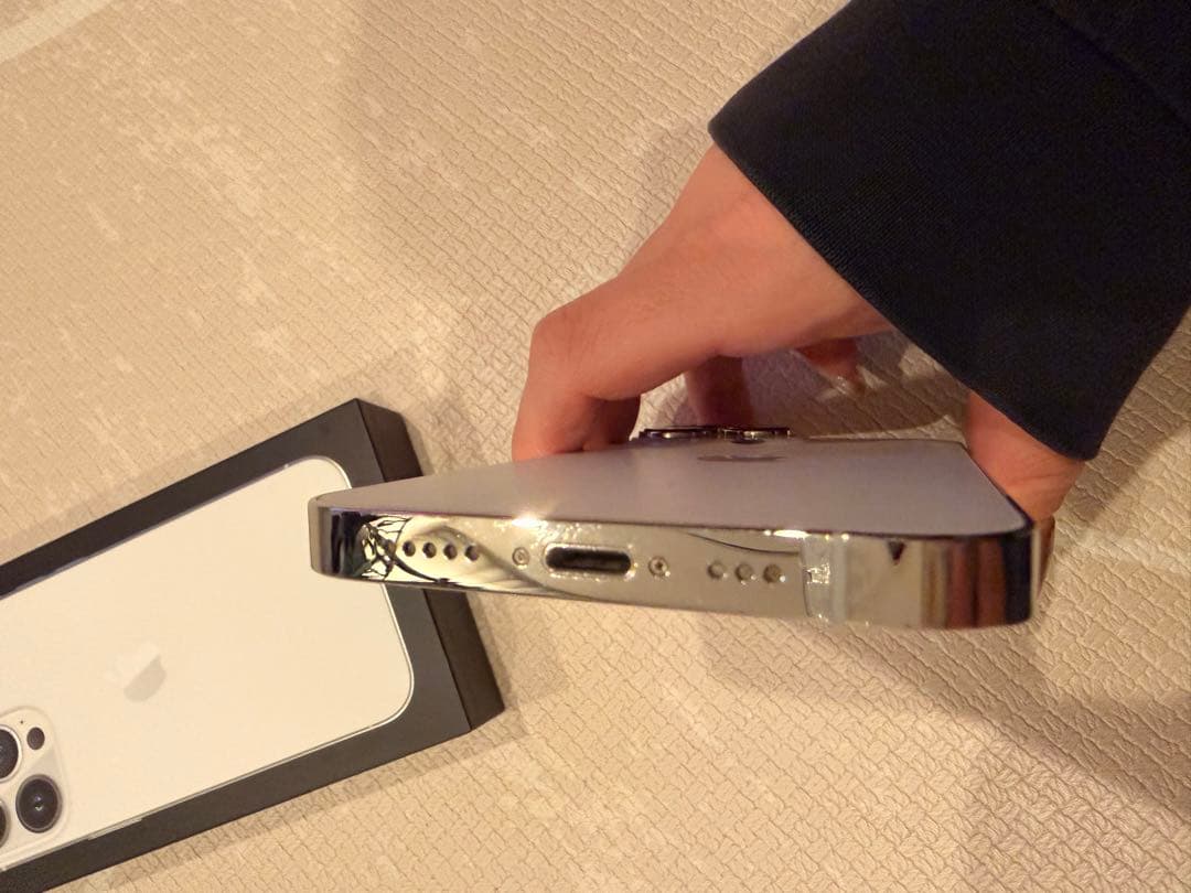 【Daffa Taufik 】iPhone 13 Pro本体　512GB