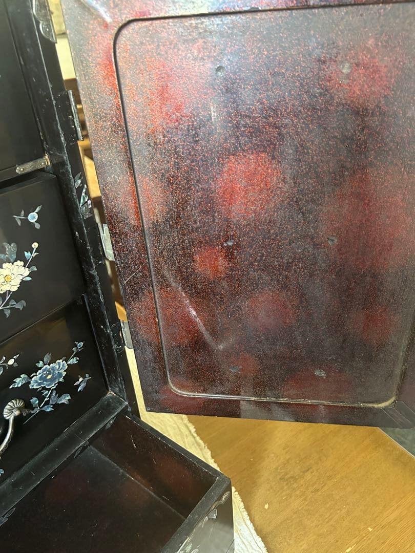 ①螺鈿細工　箪笥　アンティーク　難あり