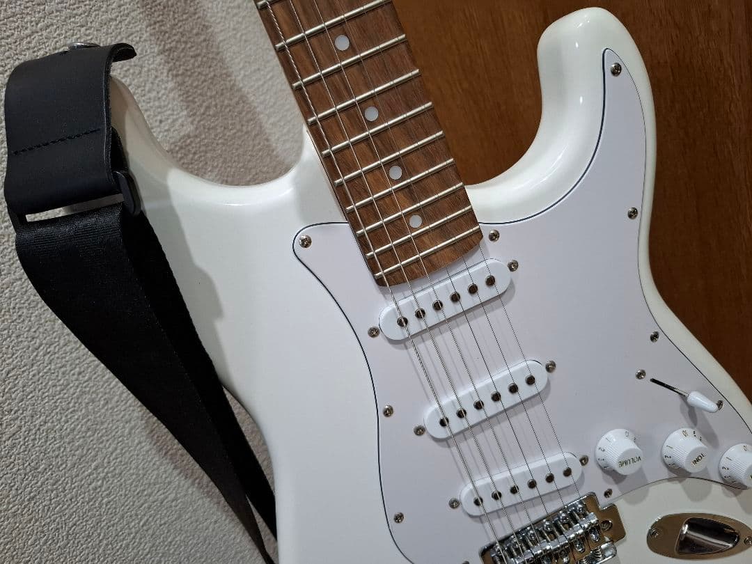 Legend エレキギター ホワイト