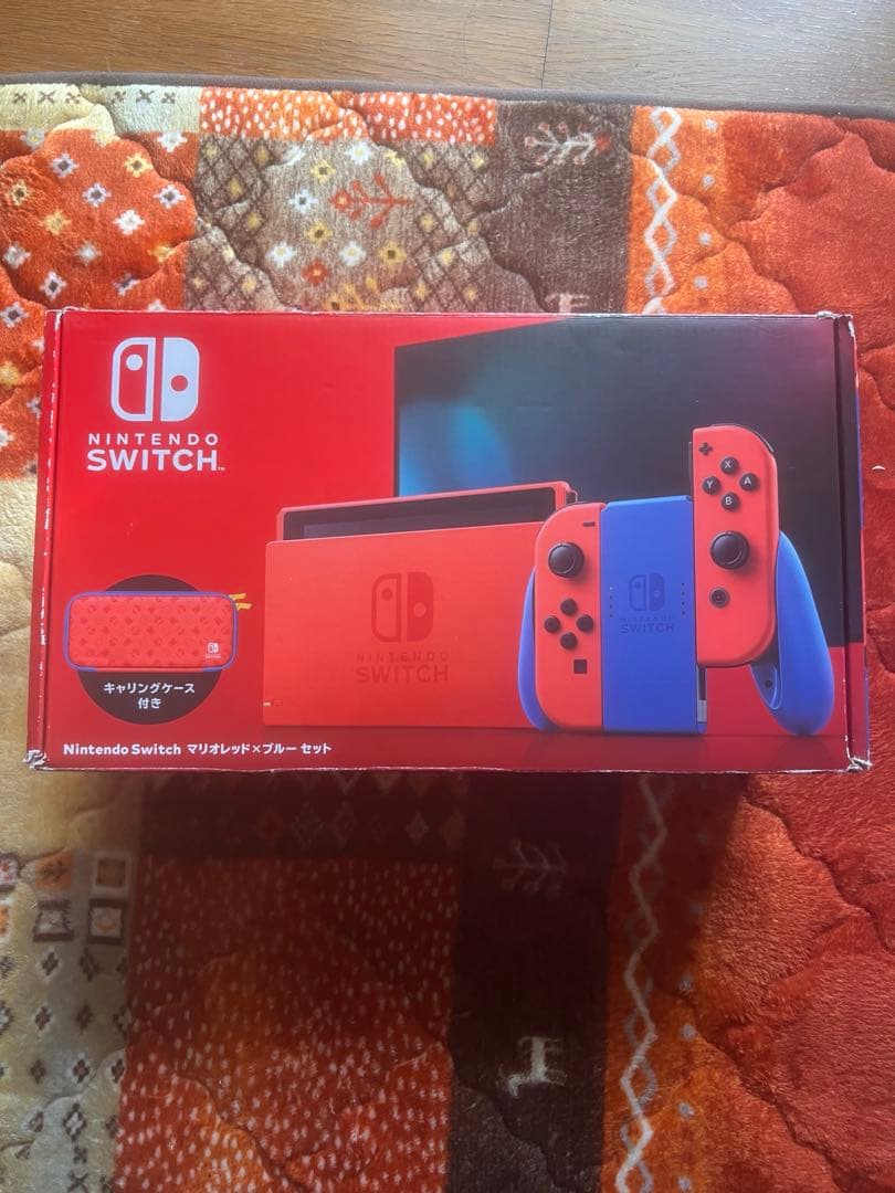 美品 Nintendo Switch マリオレッド×ブルー