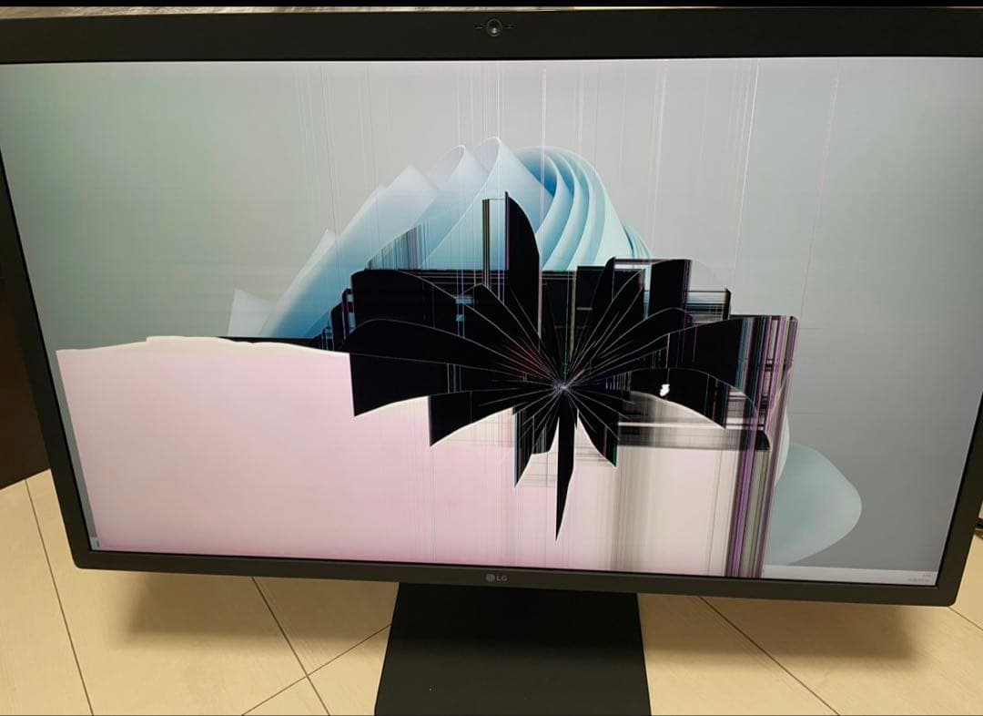 27インチUltraFine 5Kモニター (27MD5KL-B)