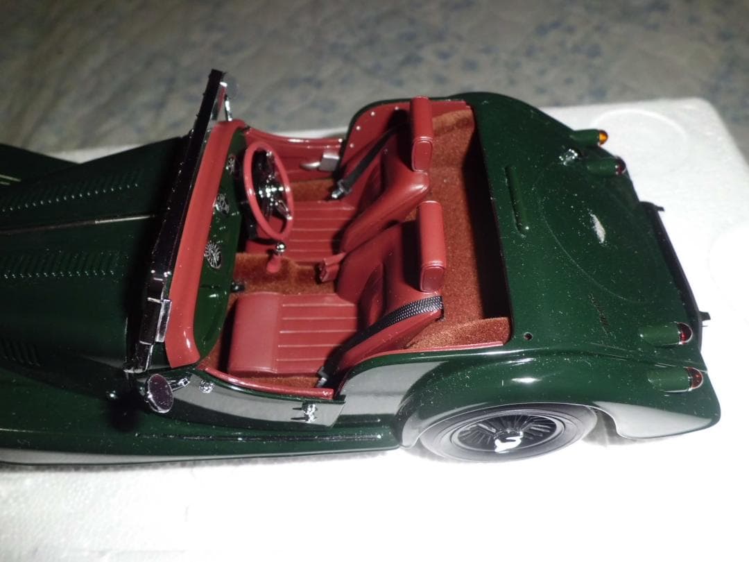 【現状品】京商 1/18 MORGAN 4/4 グリーン