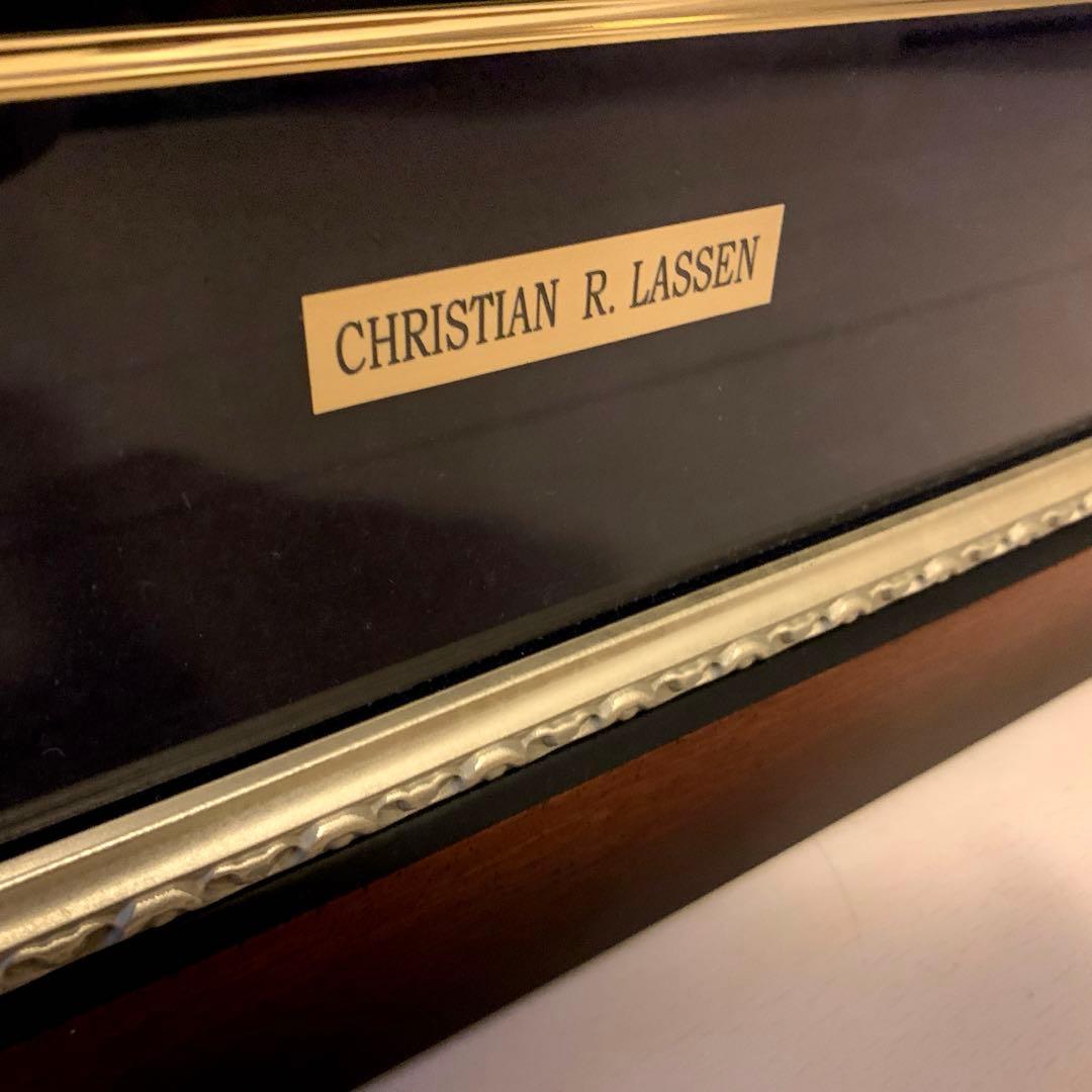 ラッセンとディズニーコラボ　 ツーハーツ　アズ　ワン（S）