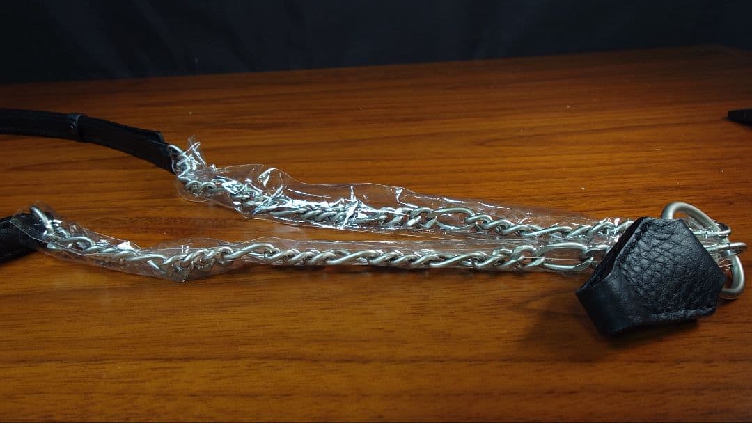 未使用objcts.io　チェーンストラップ付iPhoneアクセサリー　土屋鞄