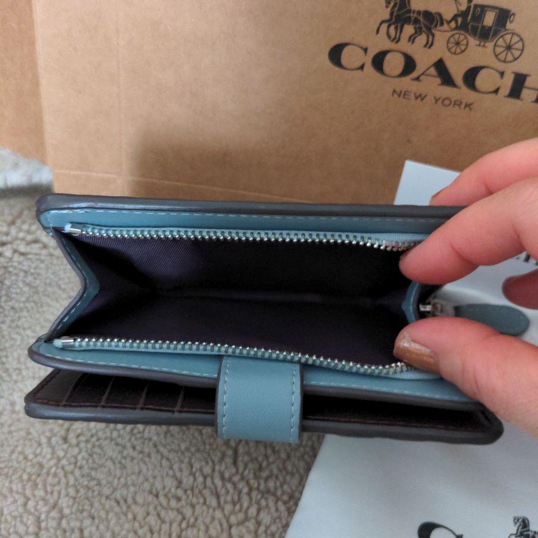 COACH 二つ折り財布 ミントグリーン