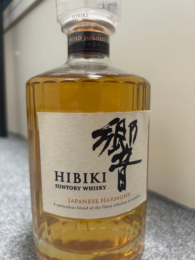 セール価格！サントリー響　700ml ジャパニーズウイスキー