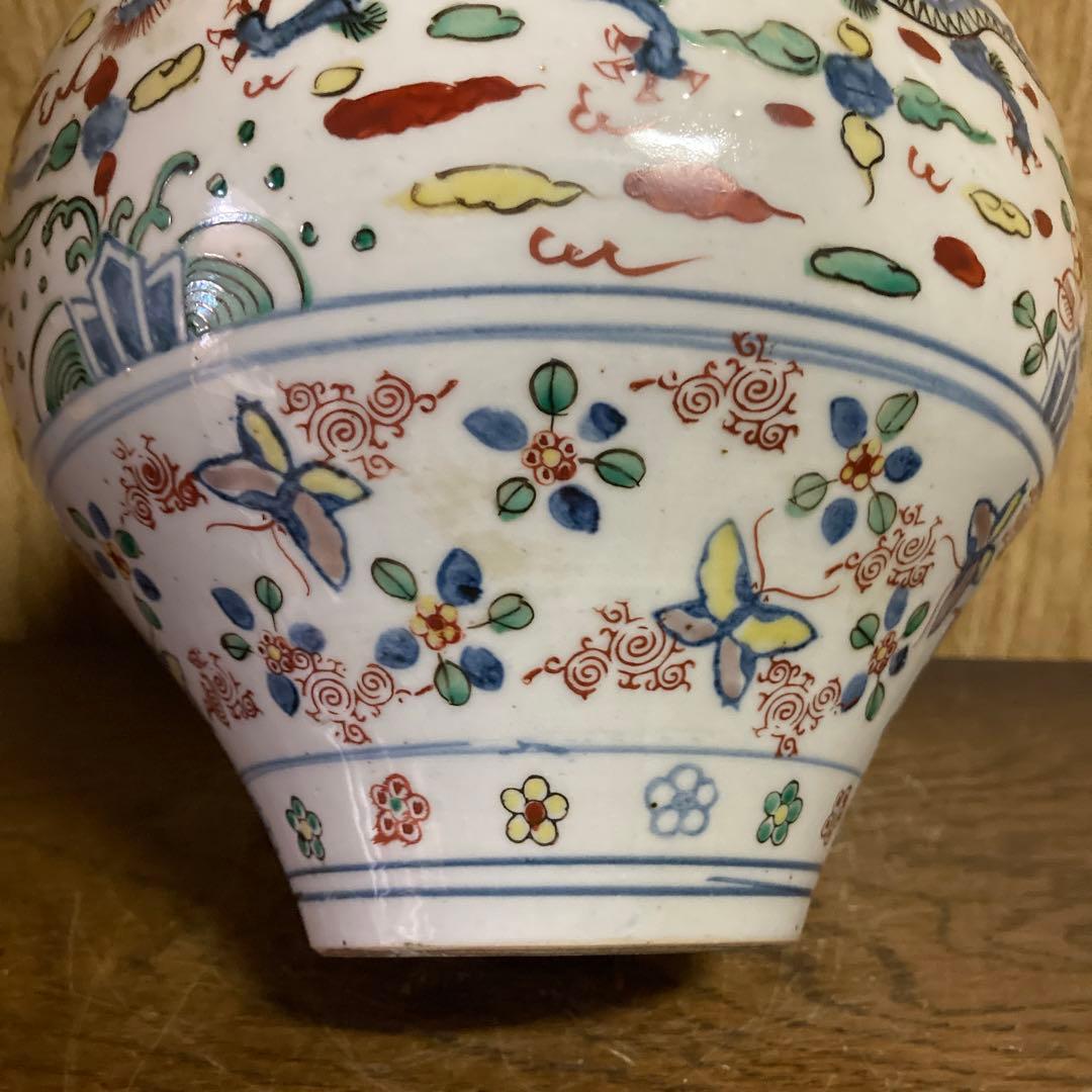 中国　色絵　瓶　龍鳳花蝶図　大明萬暦年製銘