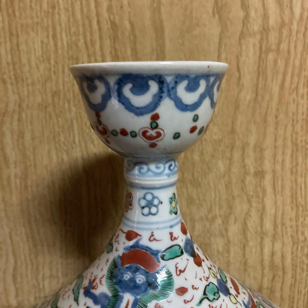 中国　色絵　瓶　龍鳳花蝶図　大明萬暦年製銘