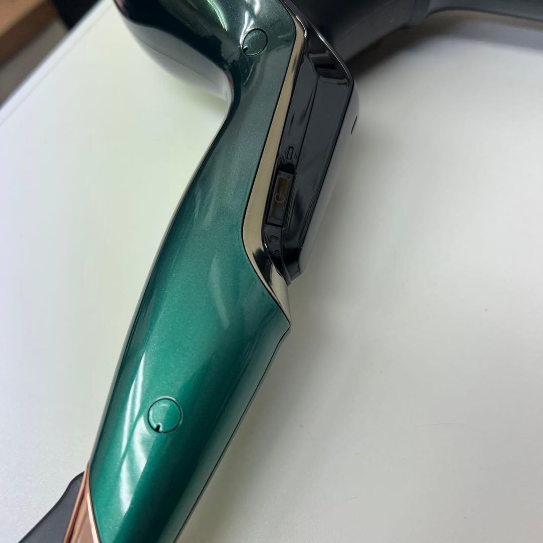 【値下げ】レプロナイザー 7D Plus ドライヤー　保証書付き