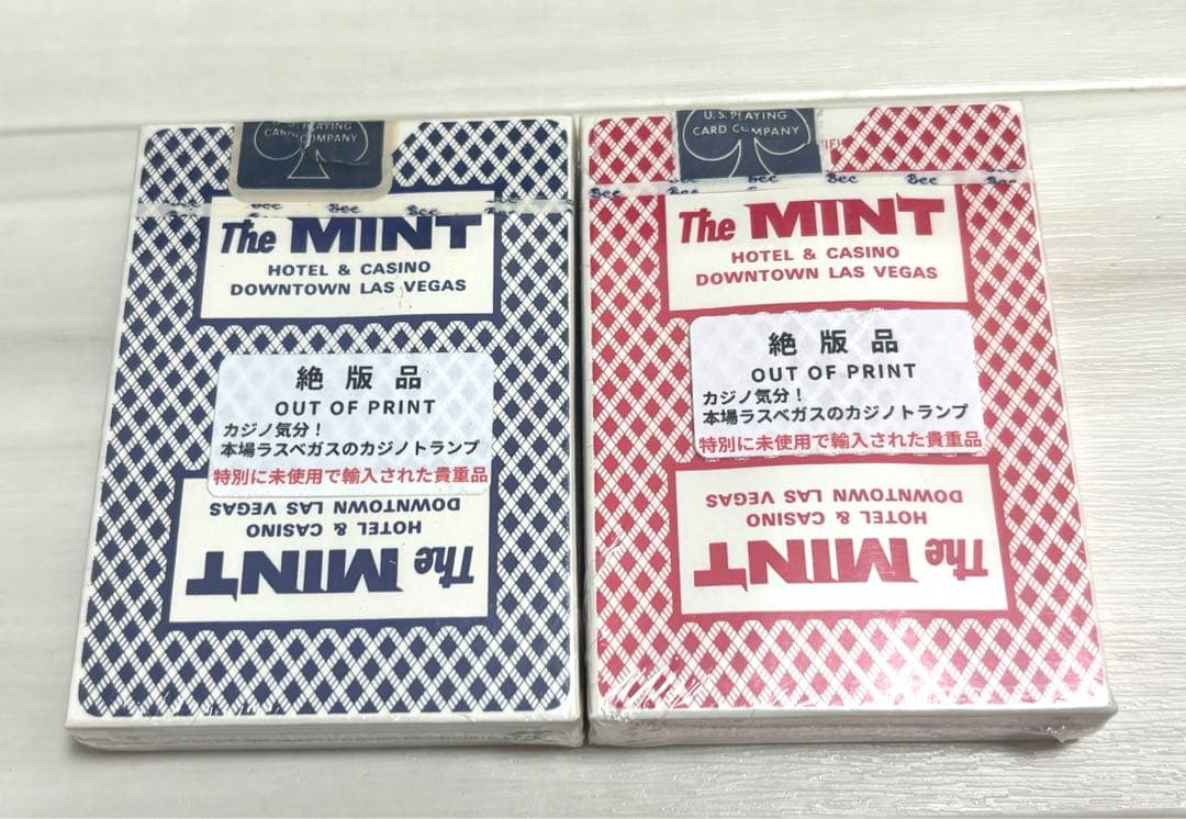 【絶版品】ビーカジノホテルカード　The MINT 赤青セット新品未使用　レア品