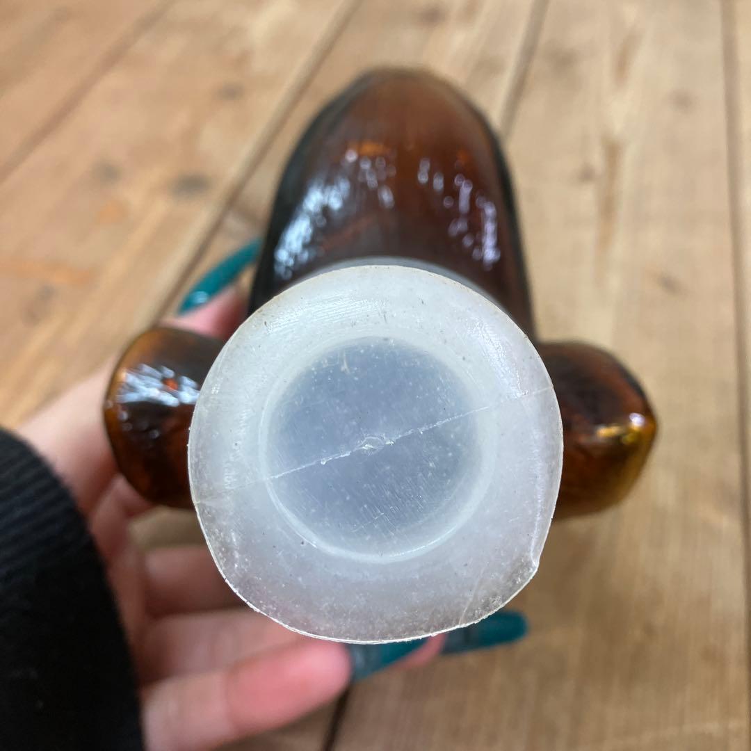 D-4 ヴィンテージ ダックスフント デキャンタ デカンタ アンバーガラス 犬型