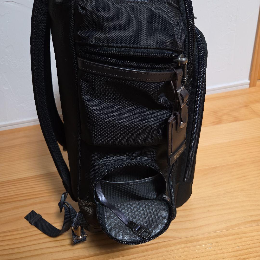 ブラックキャリーリュック