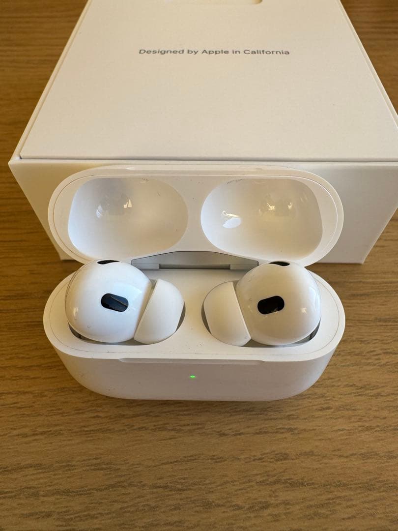 Apple AirPods Pro 第二世代 Lightening 付属品完備