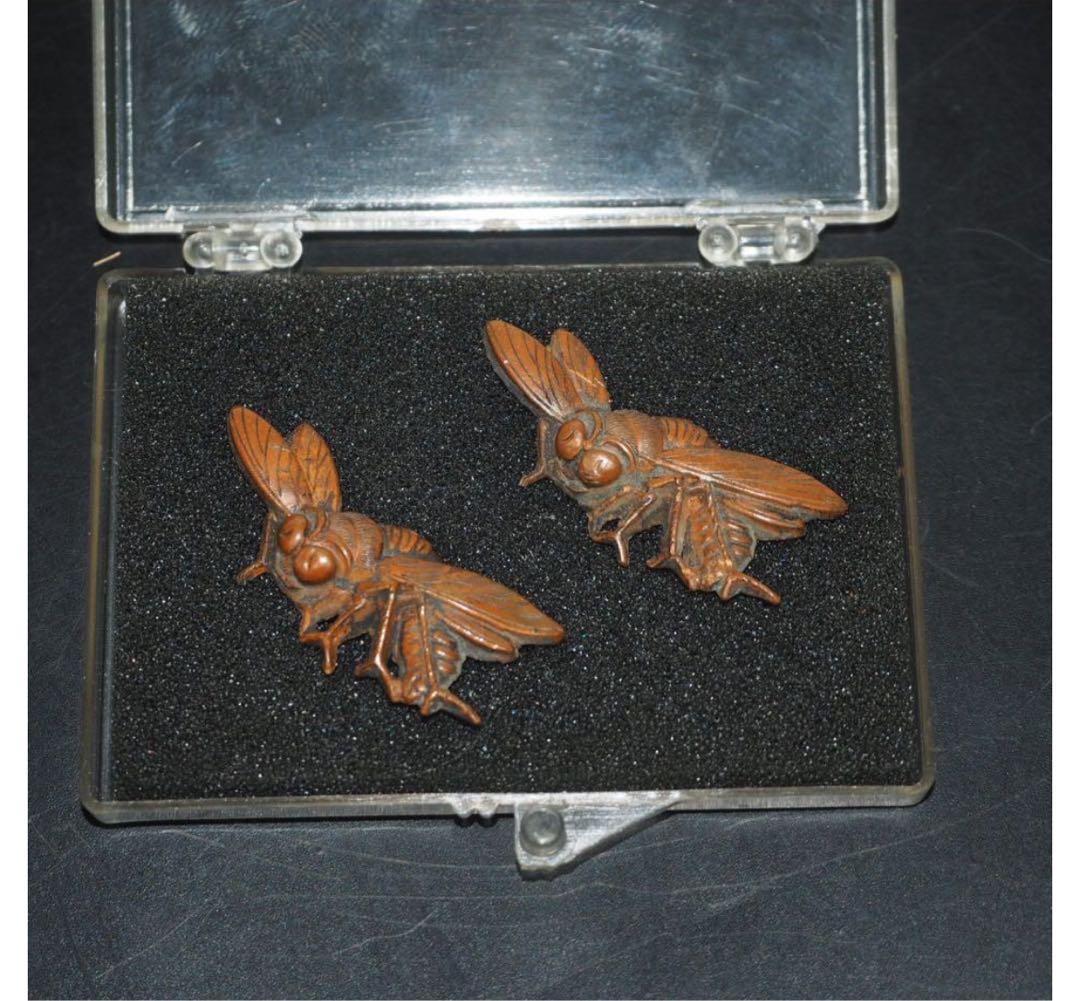 送料無料　細密　オオスズメバチ　目貫　刀装具　刀剣美術