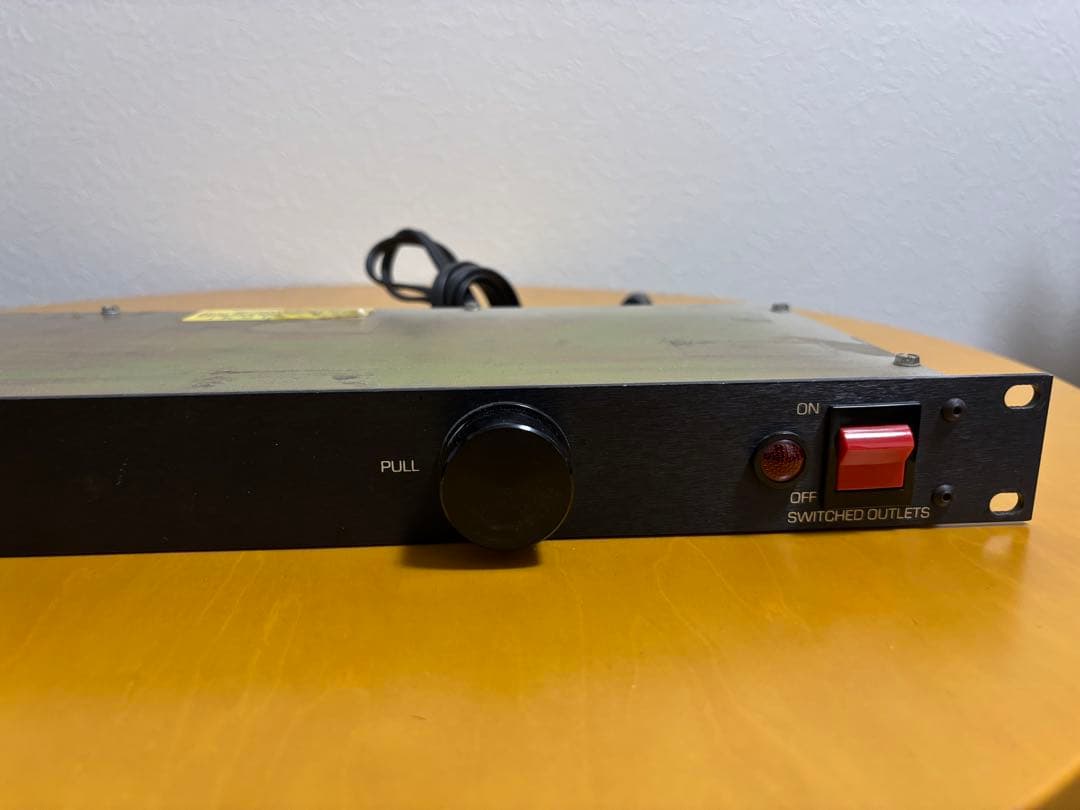 FURMAN PL-8 パワーコンディショナー