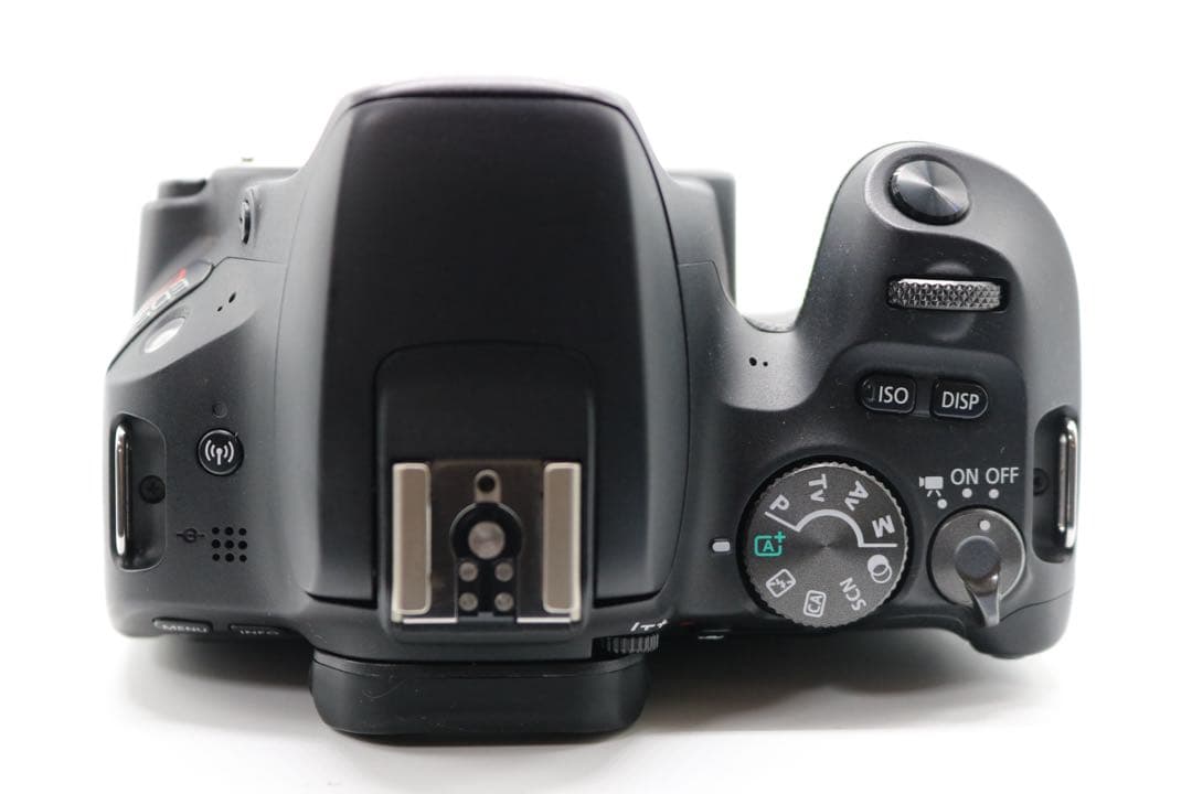 美品ですが少し訳アリ 【Canon EOS Kiss X9 ダブルレンズセット】