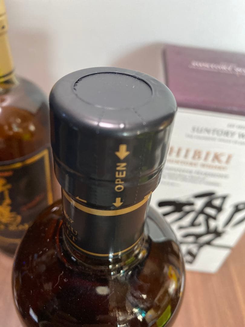 竹鶴ピュアモルト旧ラベル1本、山崎NA1本 響ジャパニーズハーモニー1本合計3本