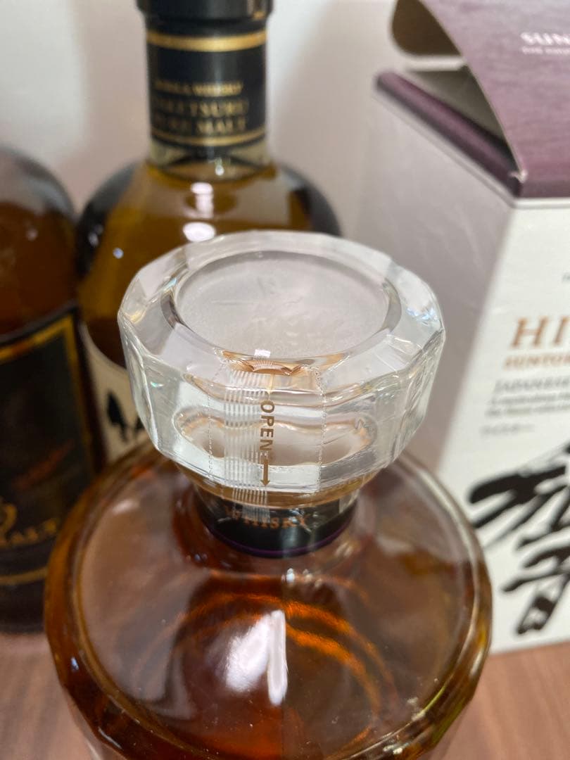 竹鶴ピュアモルト旧ラベル1本、山崎NA1本 響ジャパニーズハーモニー1本合計3本