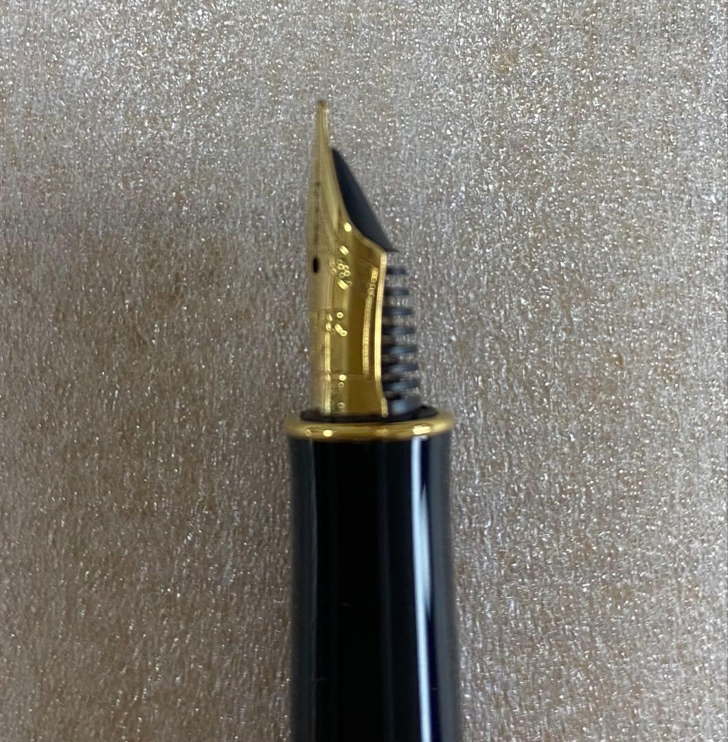 シルバーゴールド 万年筆 18金ペン先