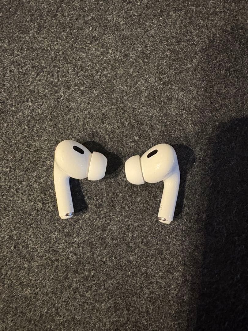 美品　airpods pro 第2世代　※イヤーピース新品