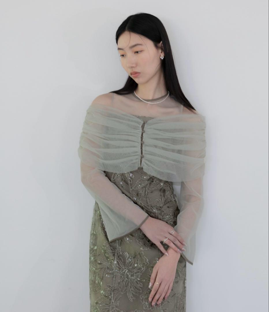 新品タグ付き【LEJA】チュールオフショルダー花柄Iラインドレスワンピース