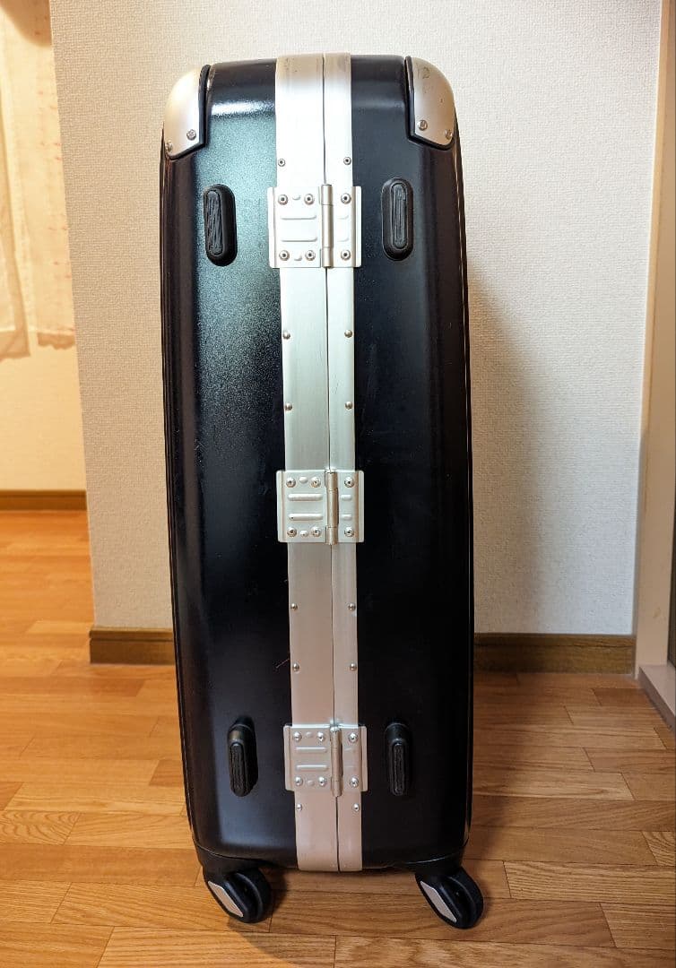 超美品 CARGO キャリーケース　5〜6泊用