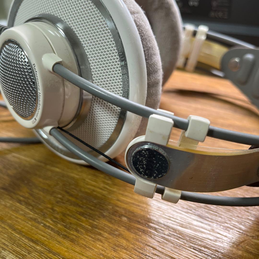 AKG K701 ホワイト オープンバックヘッドホン