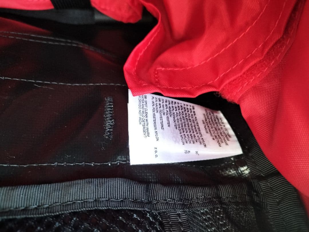 新品未使用品　ノースフェイス　 ローリングサンダーS 32L　機内持ち込みOK