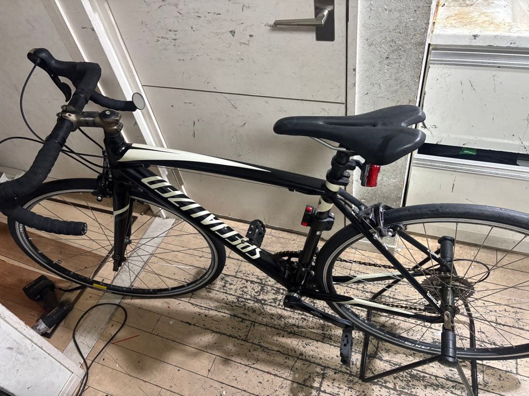 Specialized allezロードバイク ブラック/ホワイト