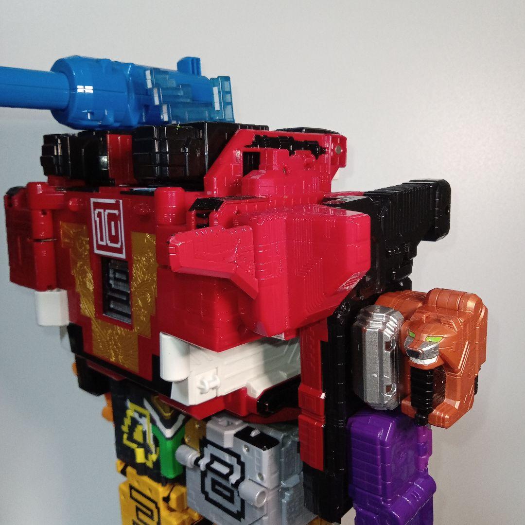 動物戦隊ジュウオウジャー　DXワイルドトウサイドデカキング