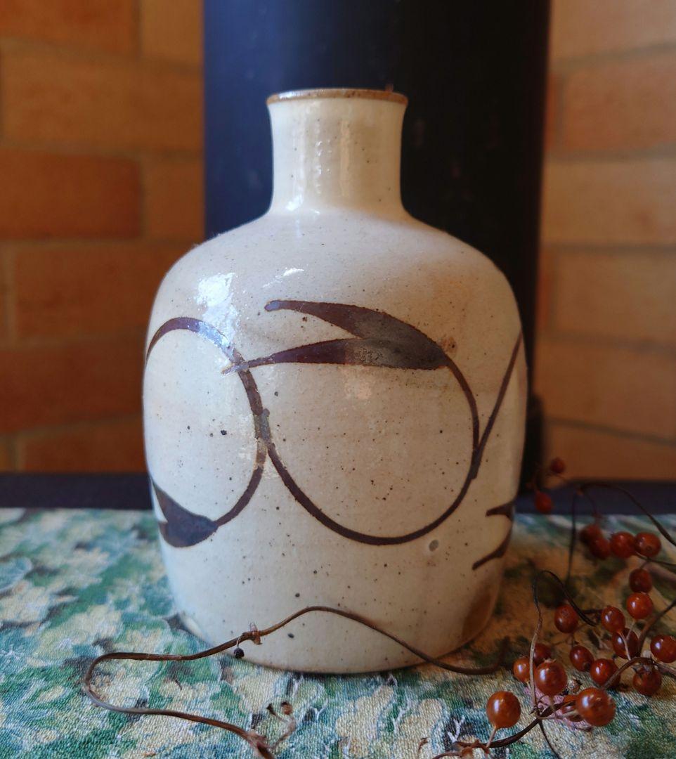 人間国宝　第十二代中里太郎右衛門　無庵　絵唐津鉄絵　砧　酒器　窯傷　箱無し