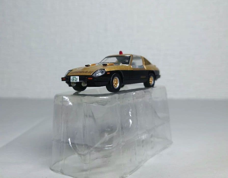 トミカリミテッドヴィンテージネオVOL04　西部警察スーパーZ ミニカー