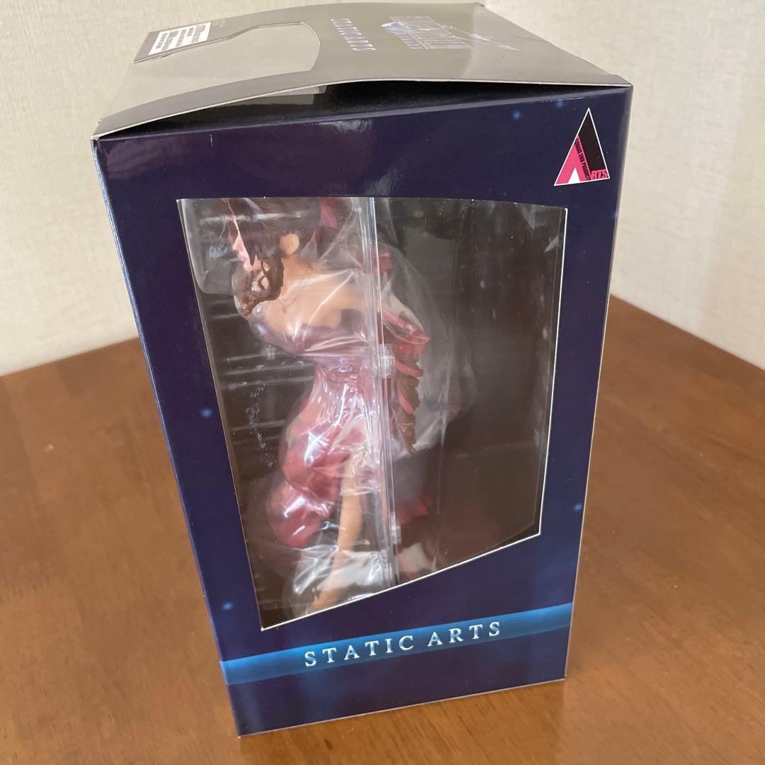 エアリス・ゲインズブール　ドレスVerフィギュア　FF7 STATIC ARTS