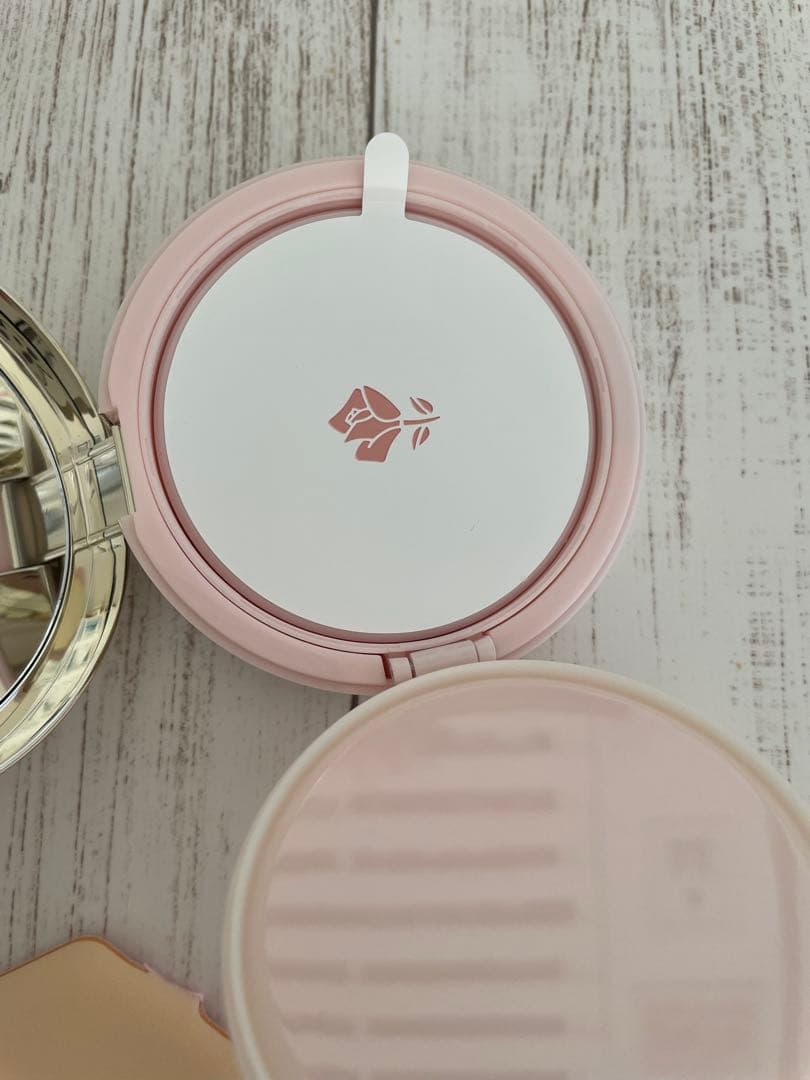 ランコム　イドル スキンセラム ファインカバークッション　N10 ホリデー