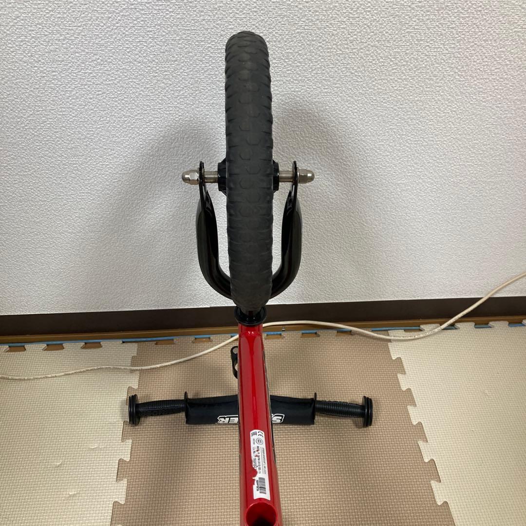 【STRIDER ストライダー】スポーツモデル 12インチ12型 赤 レッド