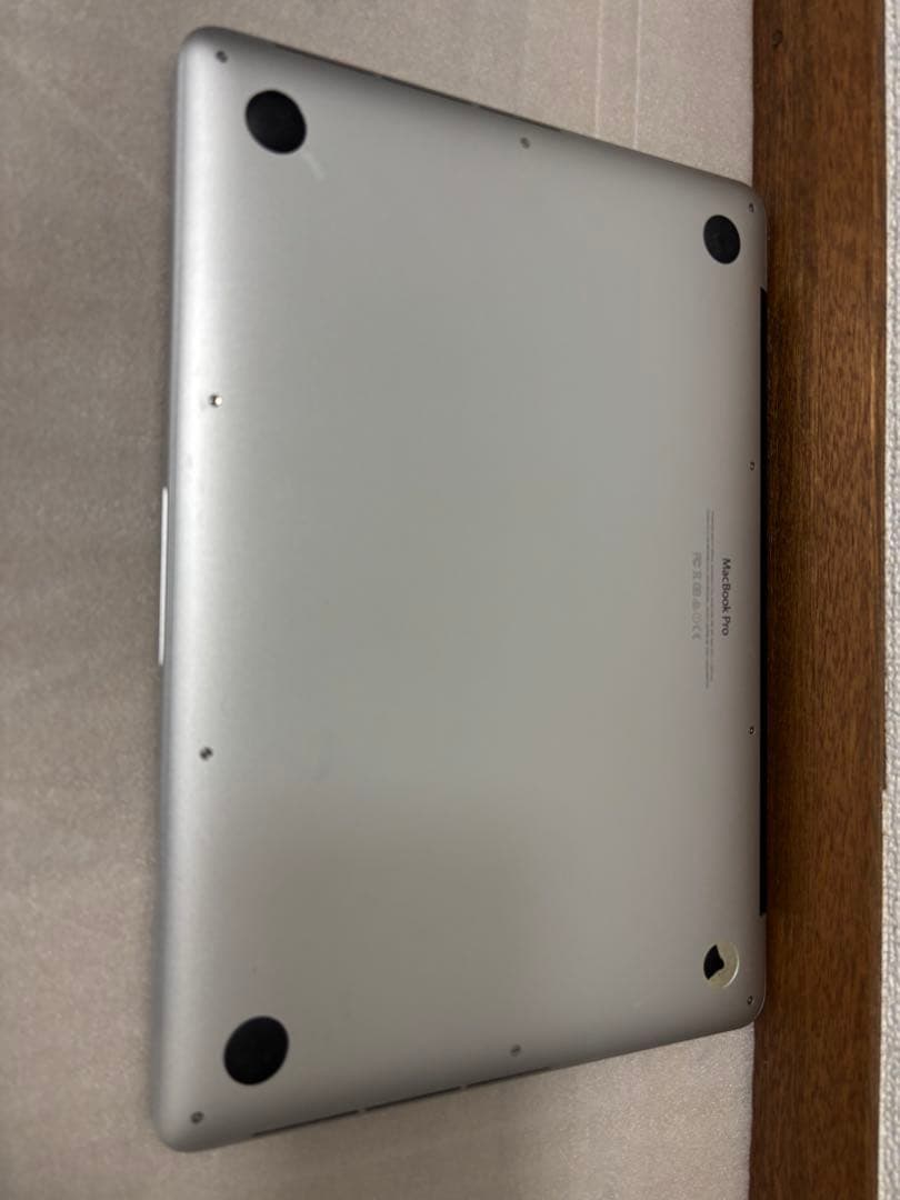 MacBook Pro 13インチ　A1502 256GB i5 Iris