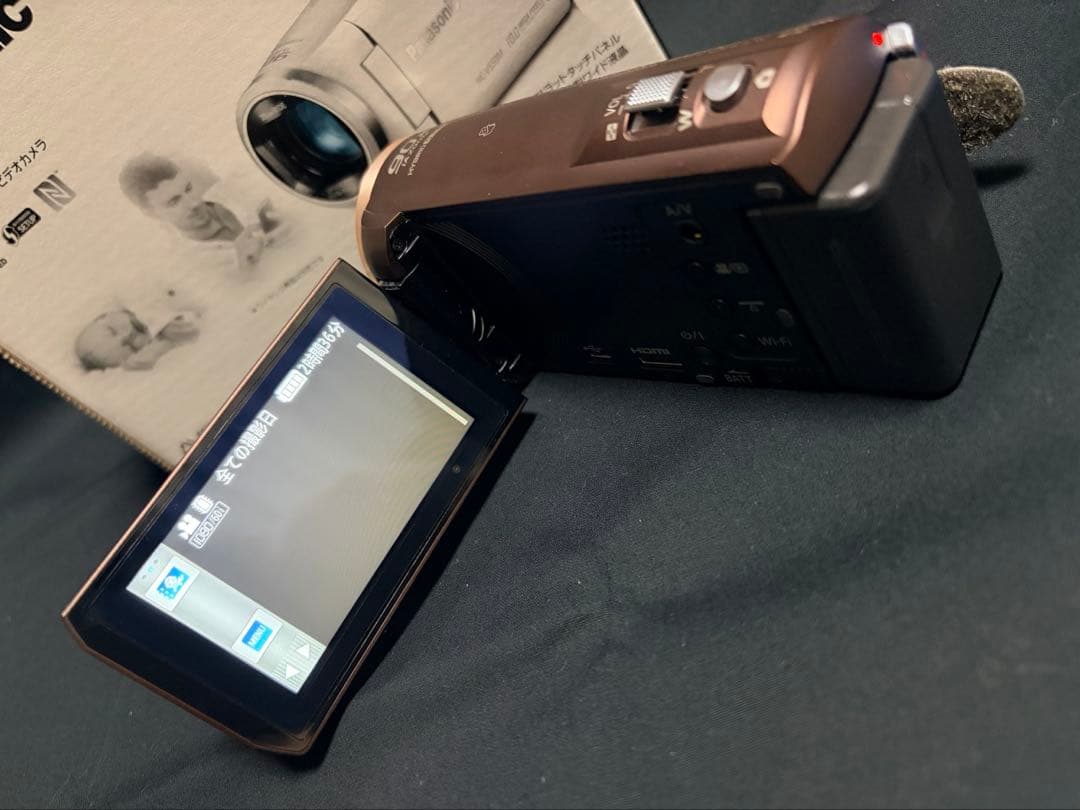 即日発送 美品 Panasonic HC-V550M ビデオカメラ 本体