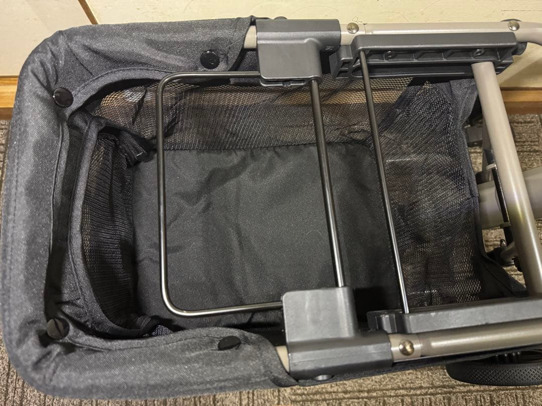 AirBuggy エアバギー　wiz Ｘ　専用マット付　美品