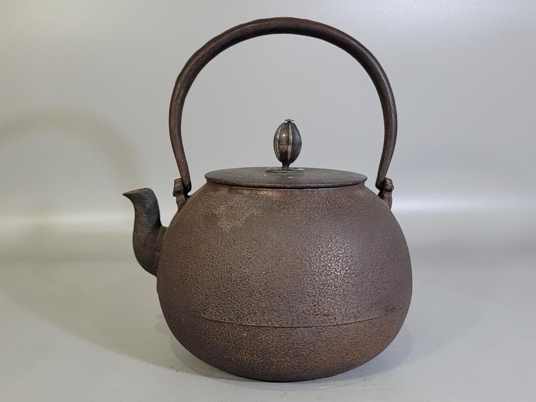 雲色堂 和田美之助造 鉄瓶 時代物