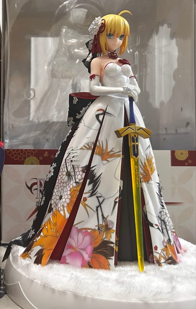 週末限定値下げ Fate セイバー 着物ドレスver フィギュア アルター