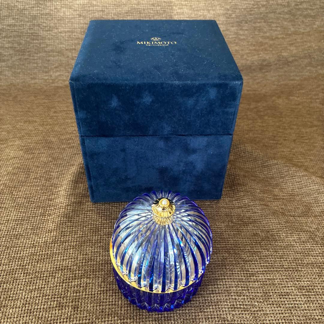 MIKIMOTO 青色ガラス製容器 専用箱付き