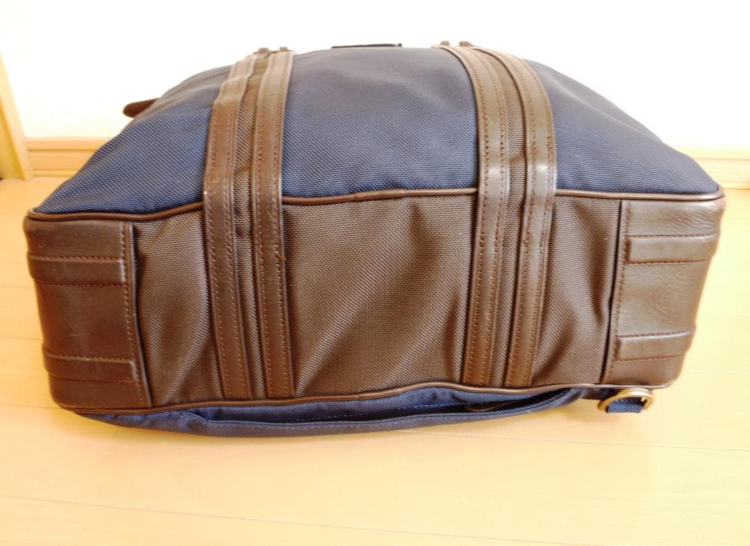 TUMI ネイビー 2way　ビジネスバッグ