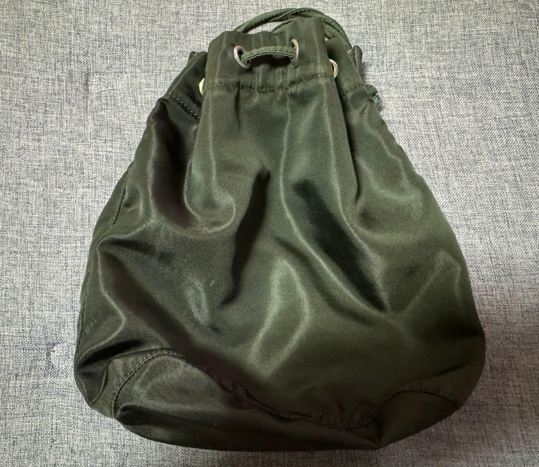prada 巾着バッグ ナイロン グリーン